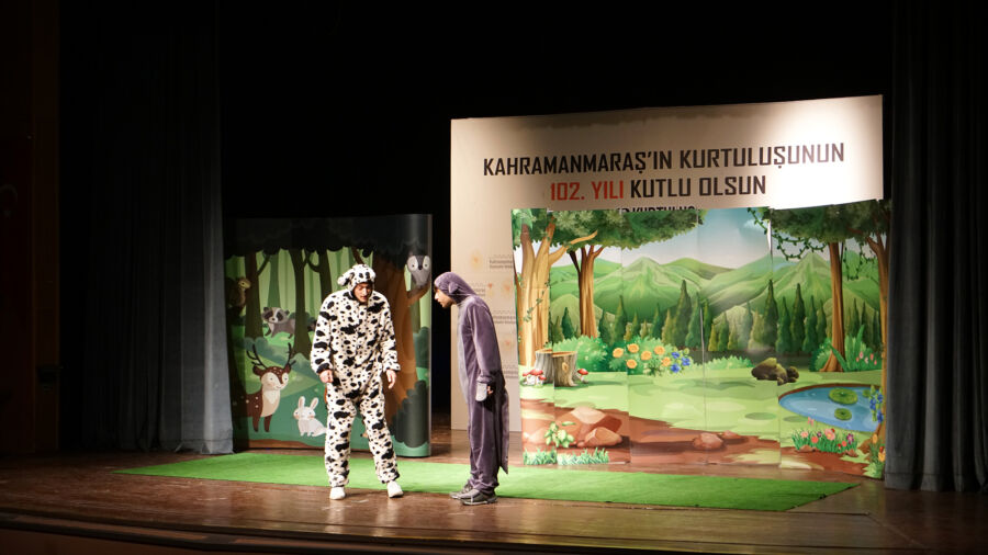  Kahramanmaraş Büyükşehir Belediyesi’nin Çocuk Tiyatrolarına  Büyük İlgi