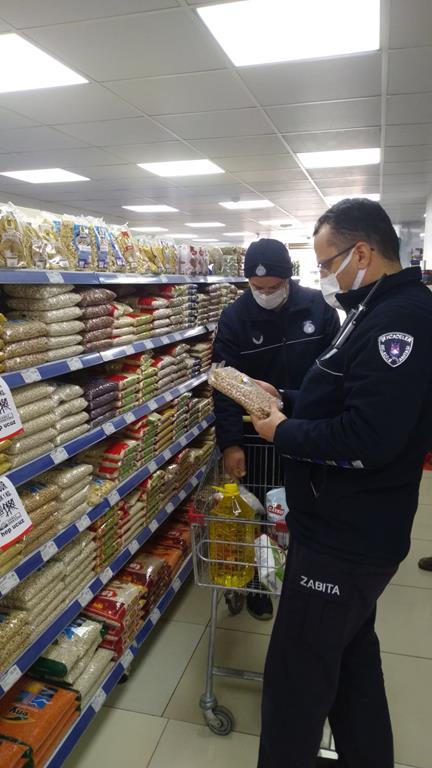  Şehzadeler Belediyesi Zabıtası Marketlerde KDV Denetimi Yapıyor