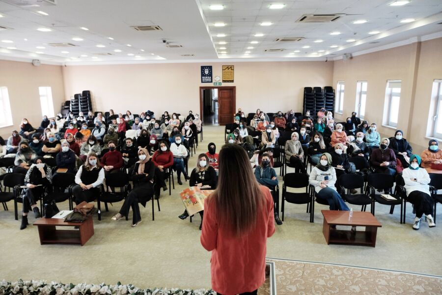  Bursa Büyükşehir Belediyesi, Ana Kucağı Öğretmenlerine Motivasyon Semineri Düzenledi