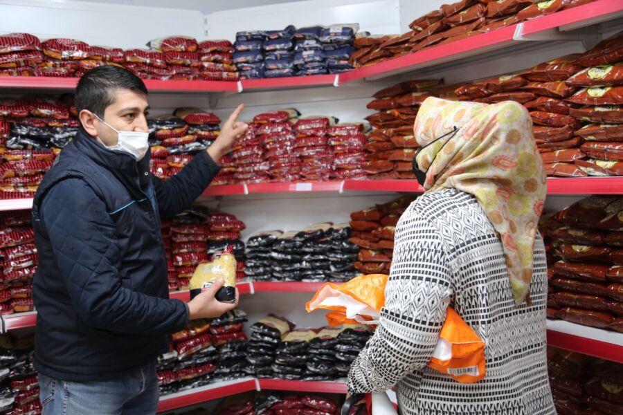 Ataşehir Belediyesi, Dar Gelirliler İçin Hayata Geçirdiği ‘Sosyal Market’ Ağını Genişletti