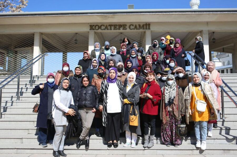  Sincan Belediyesi’nden “Kadın Kadına Ankara Kültür Gezisi”