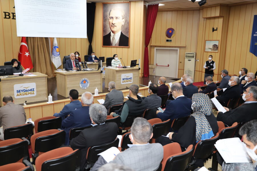  Akdeniz Belediyesi’nden Çiftçiye Gübre Yardımı