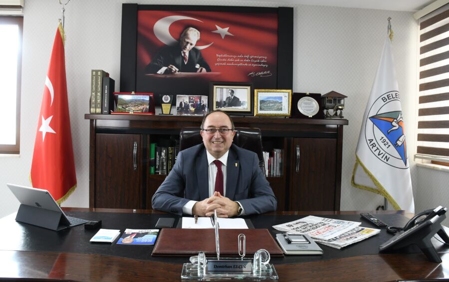  Artvin Belediye Başkanı Elçin’den Kurtuluş Günü Mesajı