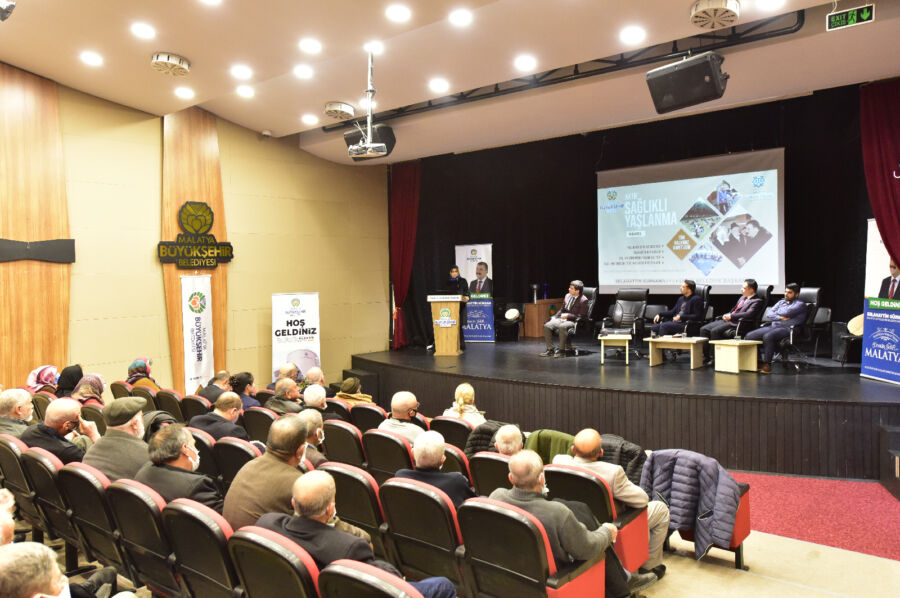 Malatya’da ‘Aktif ve Sağlıklı Yaşlanma’ Paneli Gerçekleştirildi