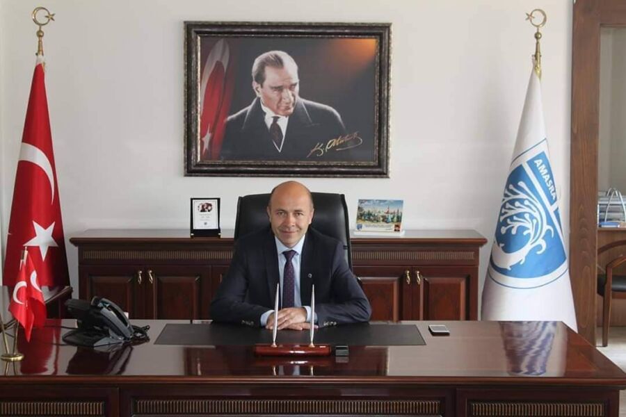  Amasra Belediye Başkanı Çakır, Dünya Tiyatrolar Günü’nü Kutladı