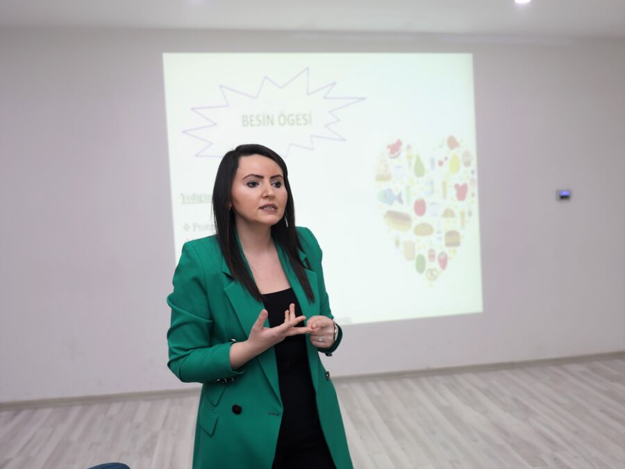  Çerkezköy Belediyesi, ‘Sağlıklı Beslenme’ Konulu Seminer Düzenledi