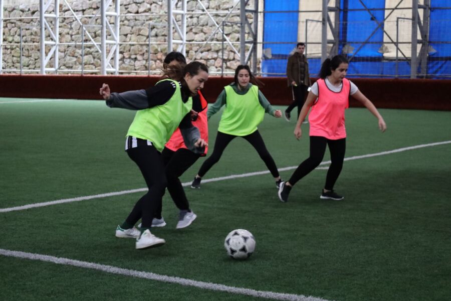  İzmit Belediyesi, Kadın Futbol Müsabakası Düzenledi