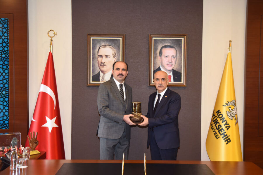  Tarım ve Orman Bakanı Kirişci, Konya Büyükşehir Belediye Başkanı Altay’ı Ziyaret Etti