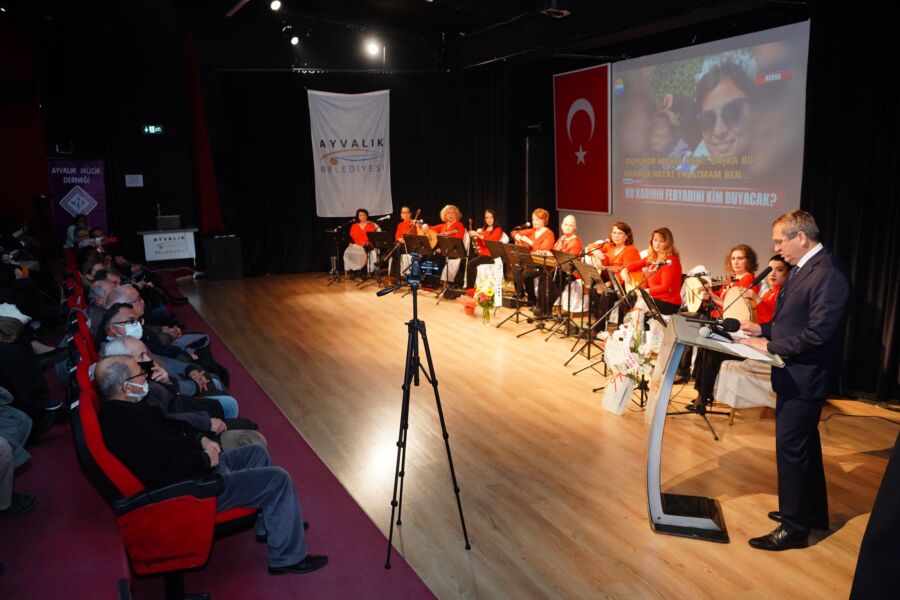  Ayvalık’ta Kadın Oyunları Festivali’ne Görkemli Açılış Gecesi