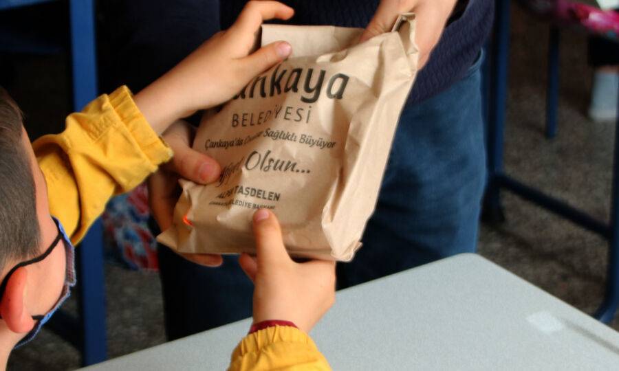  Çankaya Belediyesi Çocuklara Beslenme Desteği Veriyor