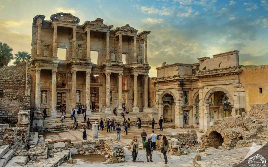  İlkçağ Uygarlıklarında Kütüphane: Celsus Kütüphanesi