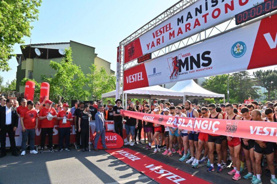  Manisa’da Bir İlk: ‘Uluslararası Vestel Manisa Yarı Maratonu’ Gerçekleşti