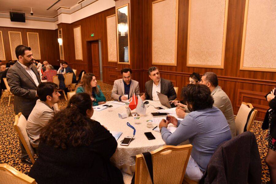  Esenyurt Belediyesi ‘Yeni Normalde Gençlerin Güçlendirilmesi’ Çalıştayı Düzenledi