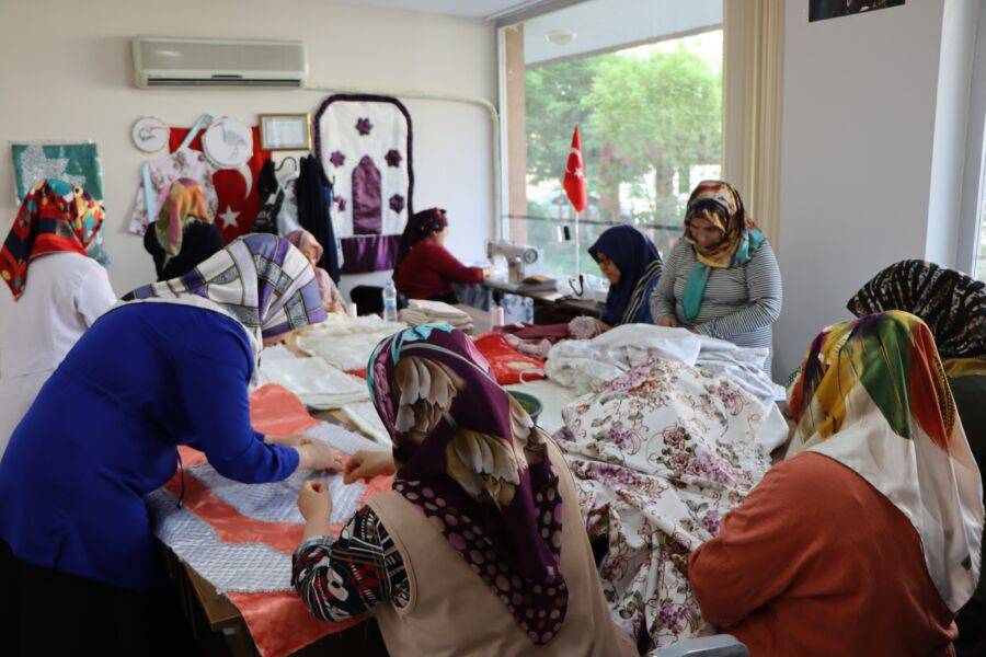  ‘Şanlıurfa Büyükşehir Kadın Destek Merkezi’ ile Kadınlar Ekonomiye Katkıda Bulunuyor
