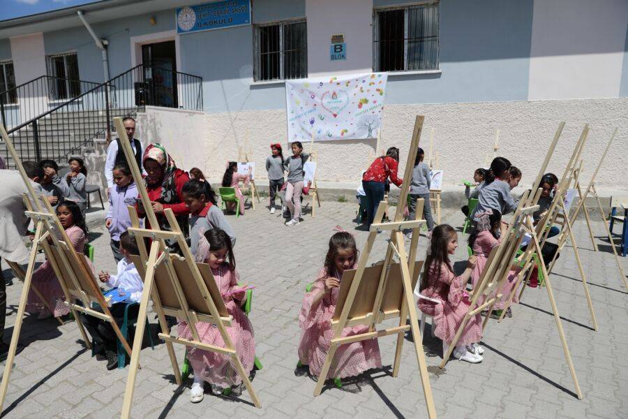  Nevşehir’de Gönüllüler Köylerdeki Çocuklar İçin Harekete Geçti