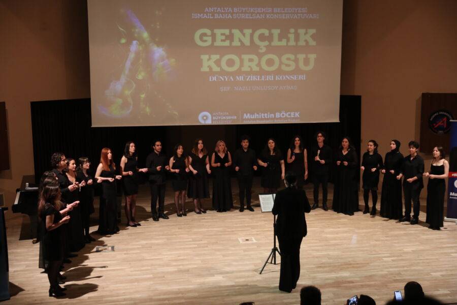  Antalya’da ‘Dünya Müzikleri Konseri’ Gerçekleştirildi