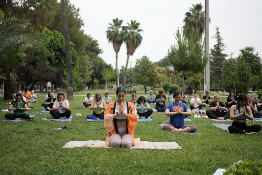  Adana’da Güne Yoga ile Başlayabilirsiniz