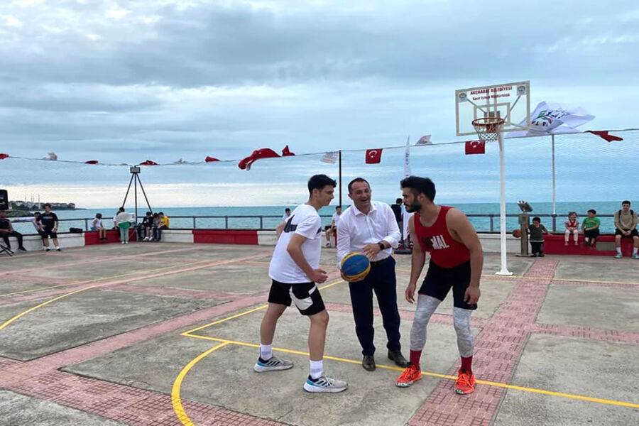  Akçaabat’ta Denize Nazır Sokak Basketbolu