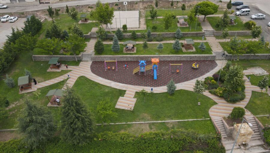  Nevşehir’de Parklar Güzelleşiyor