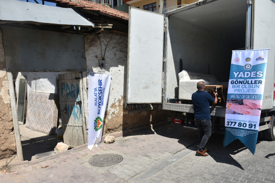  Malatya Büyükşehir İhtiyaç Sahibi Yaşlıları Yalnız Bırakmıyor