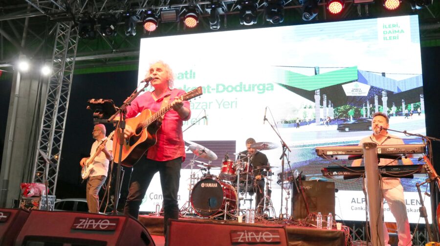  Yaşamkent Kapalı Pazar Yeri Yeni Türkü Konseriyle Açıldı
