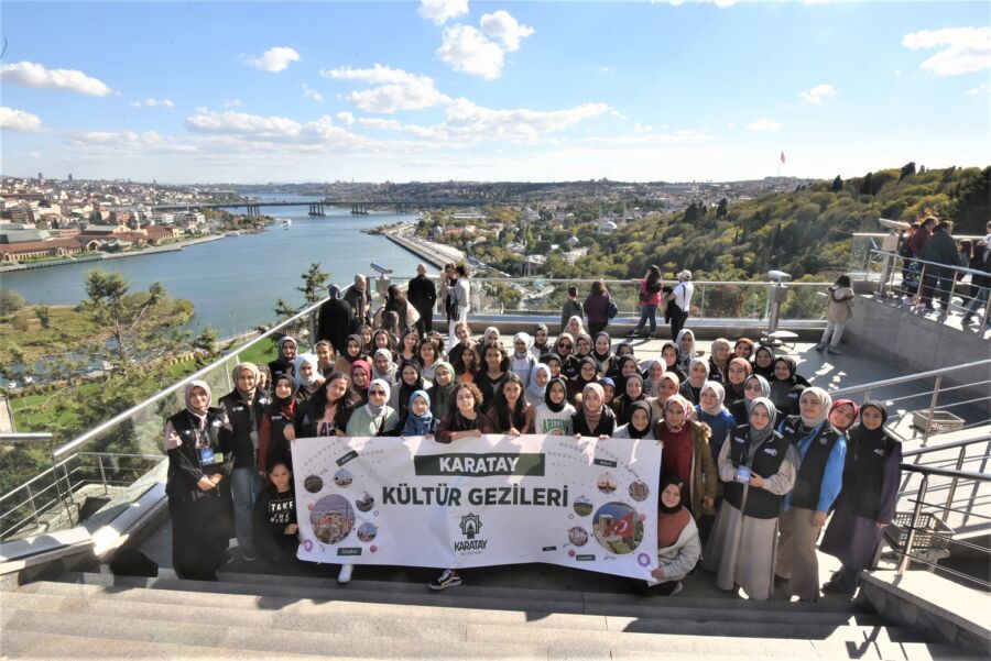  “Karatay Okuyor” Projesinin Öğrencileri İstanbul Gezisinde