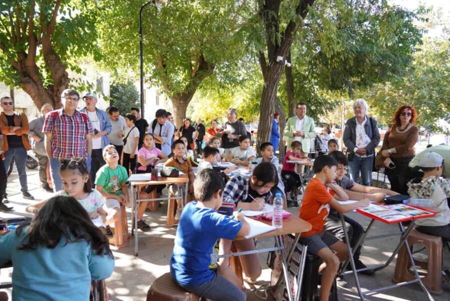  Türkiye’nin İlk Karikatürlü Parkı Açıldı