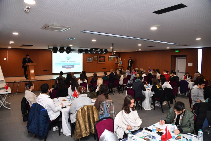  Ortahisar, Gençlerin Hizmet Algısıyla İlgili Çalıştay Düzenledi