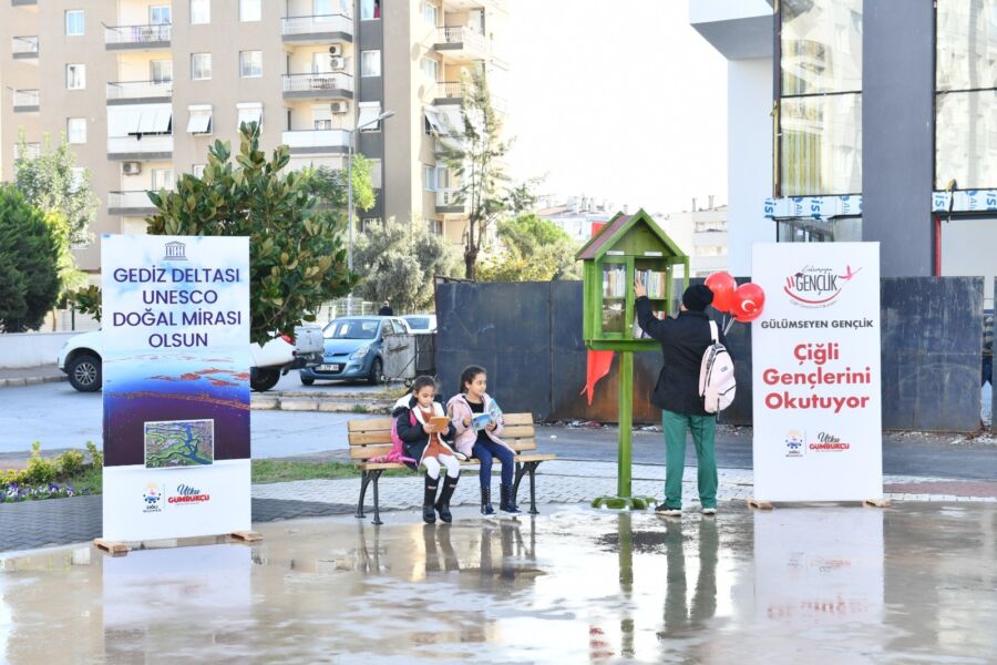  Çiğli Belediyesi Öğretmenler Günü’nü Çifte Açılışla Kutladı