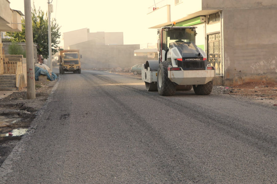  Viranşehir Belediyesi Asfalt Çalışmalarını Sürdürüyor