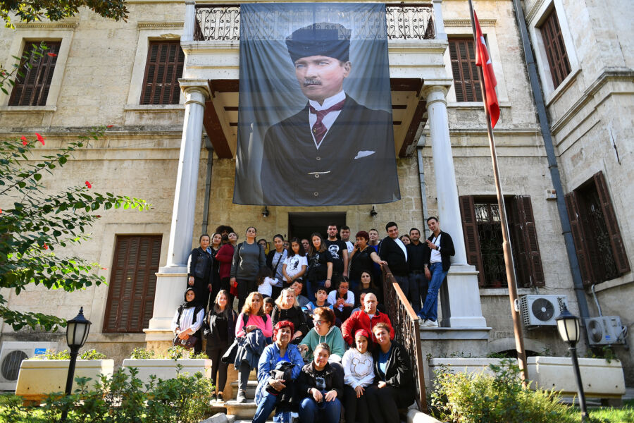  Engelsiz Yaşam Parkı Öğrencileri Atatürk Evi’ni Ziyaret Etti