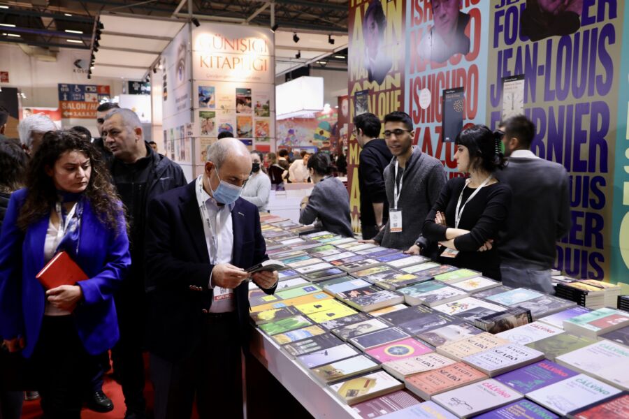  TÜYAP Uluslararası İstanbul Kitap Fuarı 2 Yıl Aradan Sonra Kapılarını Açtı