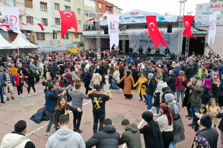  Bayrampaşa’da Hamsi ve Kültür Festivali Düzenledi
