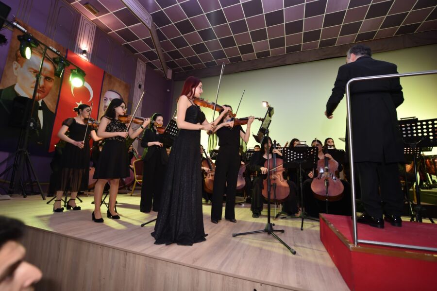  Cumhuriyet Kültür Merkezi, İlk Konserine Ev Sahipliği Yaptı