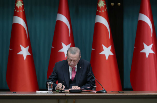  Cumhurbaşkanı Erdoğan Seçim Kararını İmzaladı