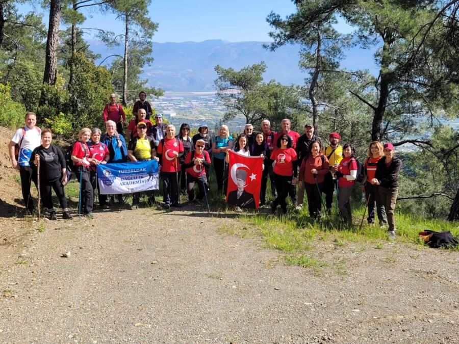  TURBELDAK Kemalpaşa Çınarköy Parkurunda Yürüdü