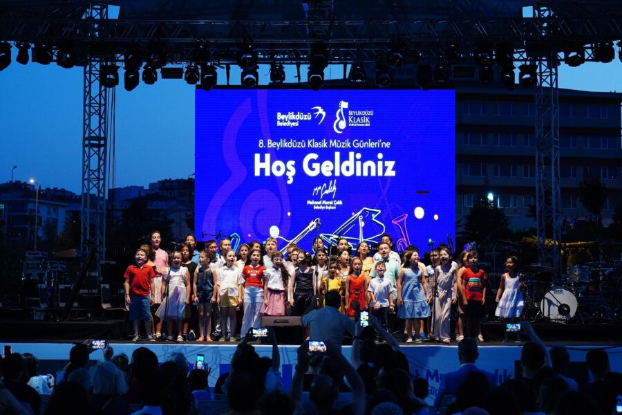  Beylikdüzü Klasik Günleri Muhteşem Gala Konseriyle Sona Erdi