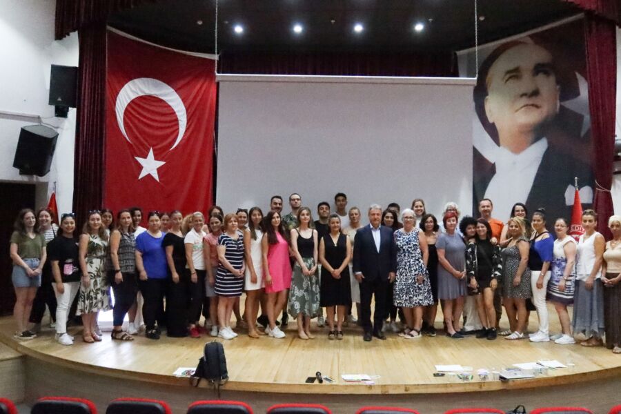  Uluslararası Gönüllü Eğitimciler Konferansı Düzenlendi