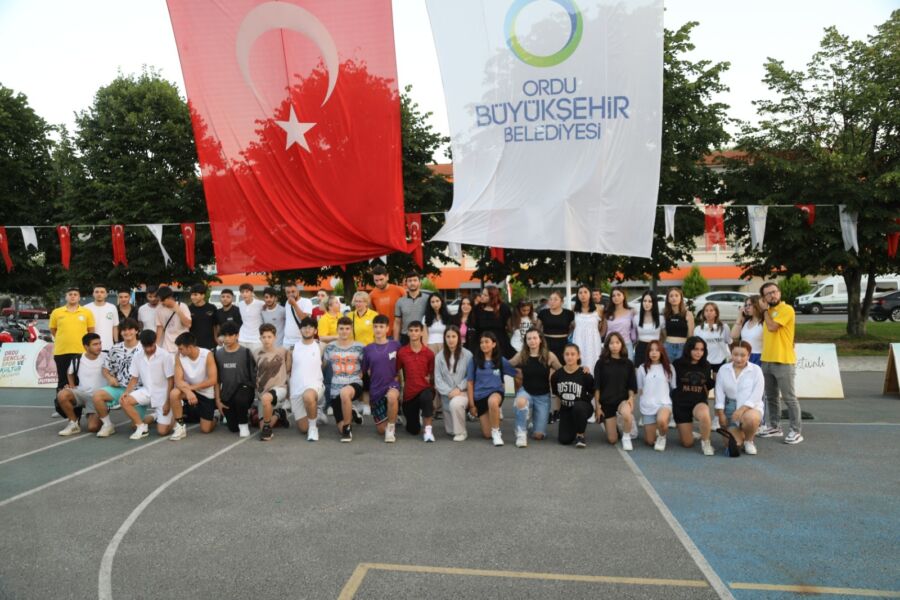  Yoğun İlgi Gören  Gençlik Spor ve Kültür Festivali Sona Erdi