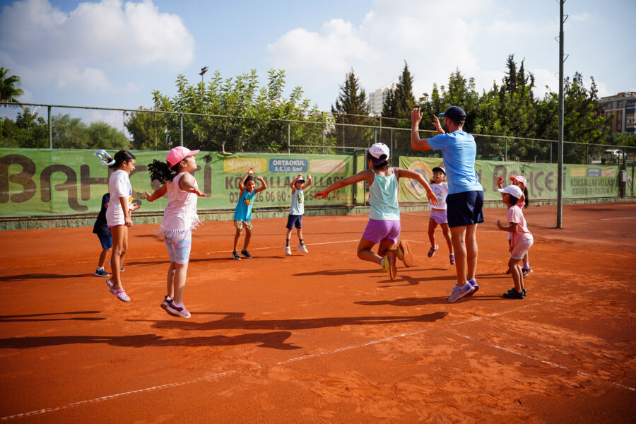  Türkiye’de Bir İlk; Drama ve Tenis Birleşiyor
