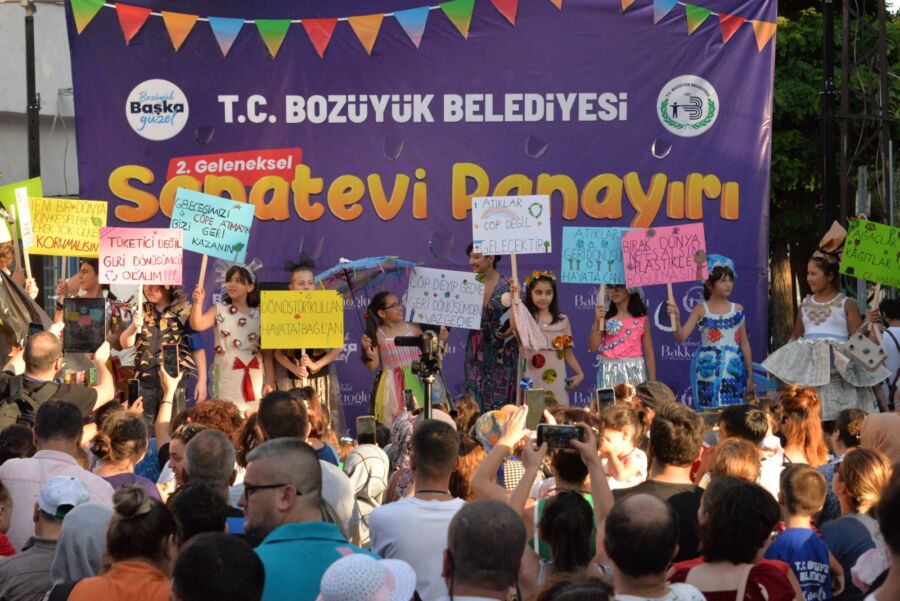  Bozüyük’te Çocuklar 2. Geleneksel Sanatevi Panayırı’nda Buluştu