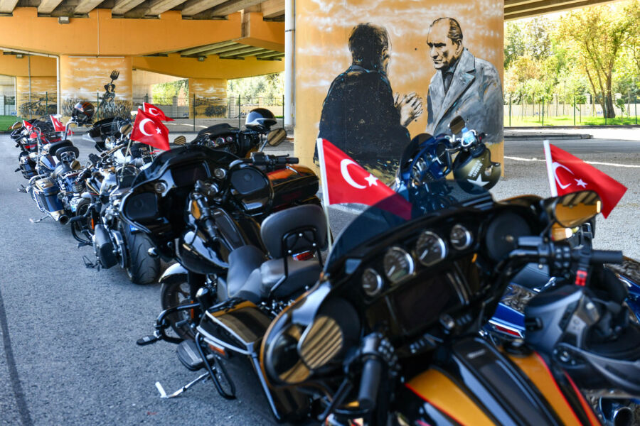  300 Motosiklet Tutkunu Gaziler İçin Turladı