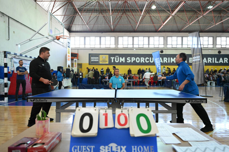  Konya’da “Dünya Ruh Sağlığı Günü” Dolayısıyla Masa Tenisi Turnuvası Düzenlendi