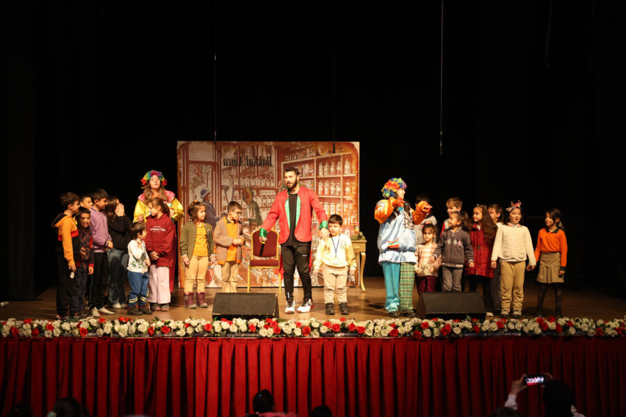  Gölbaşı’nda  Çocuklar ve Yetişkinler için Tiyatro Gösterimleri