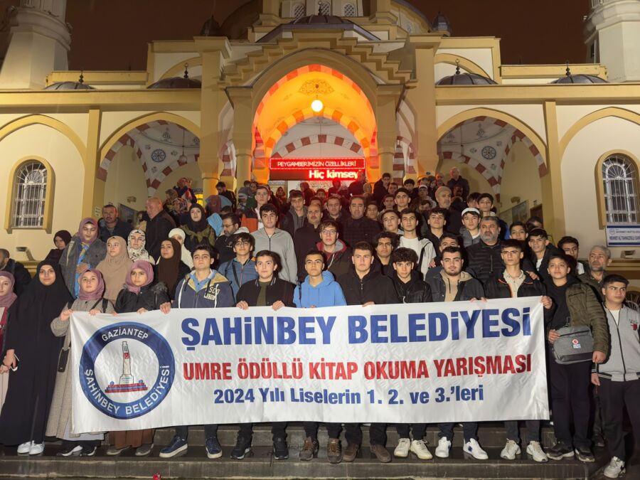  Şahinbey’de 174 Öğrenciyi Umreye Uğurlandı