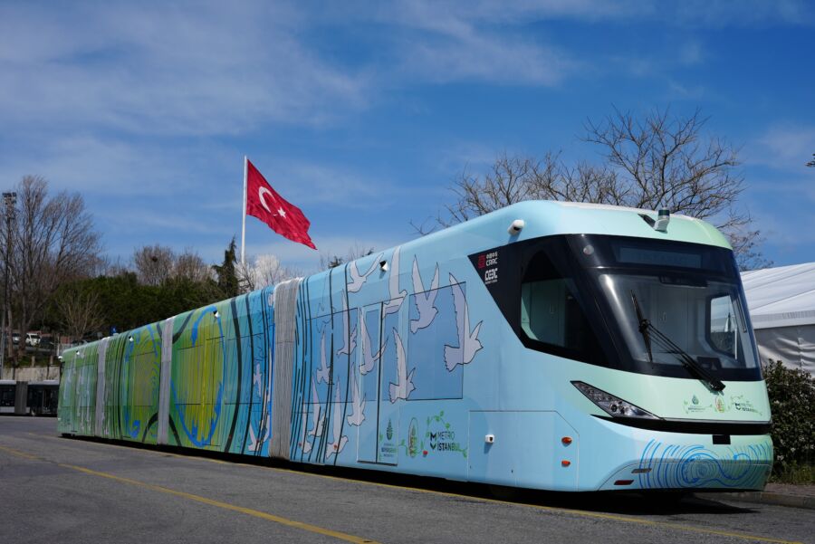  İstanbul Toplu Ulaşımda Devrim: Yüzde Yüz Elektrikli Metrobüs