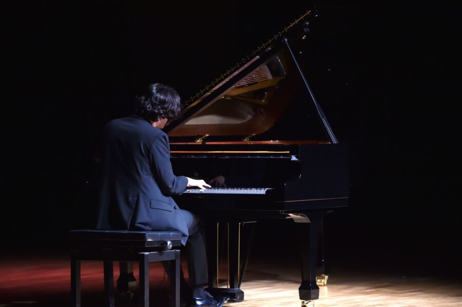  Çanakkale Kültür Merkezine Kazandırılan Piyano ile ilk Resital