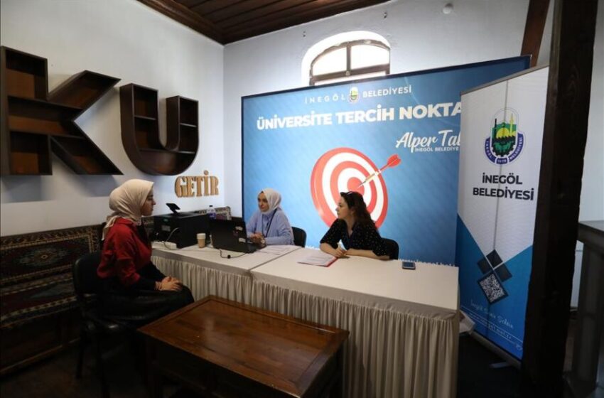  İnegöl Belediyesi’nden Öğrencilere Üniversite Tercih Danışmanlığı