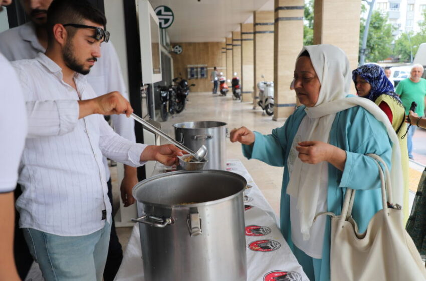  Çankırı Belediyesi’nden Aşure İkramı