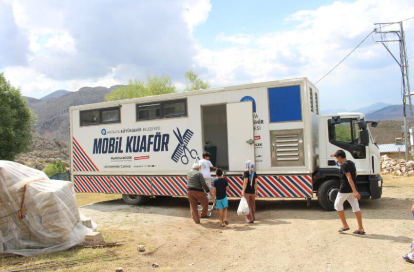 Antalya Büyükşehir’den Mobil Kuaför Tırı